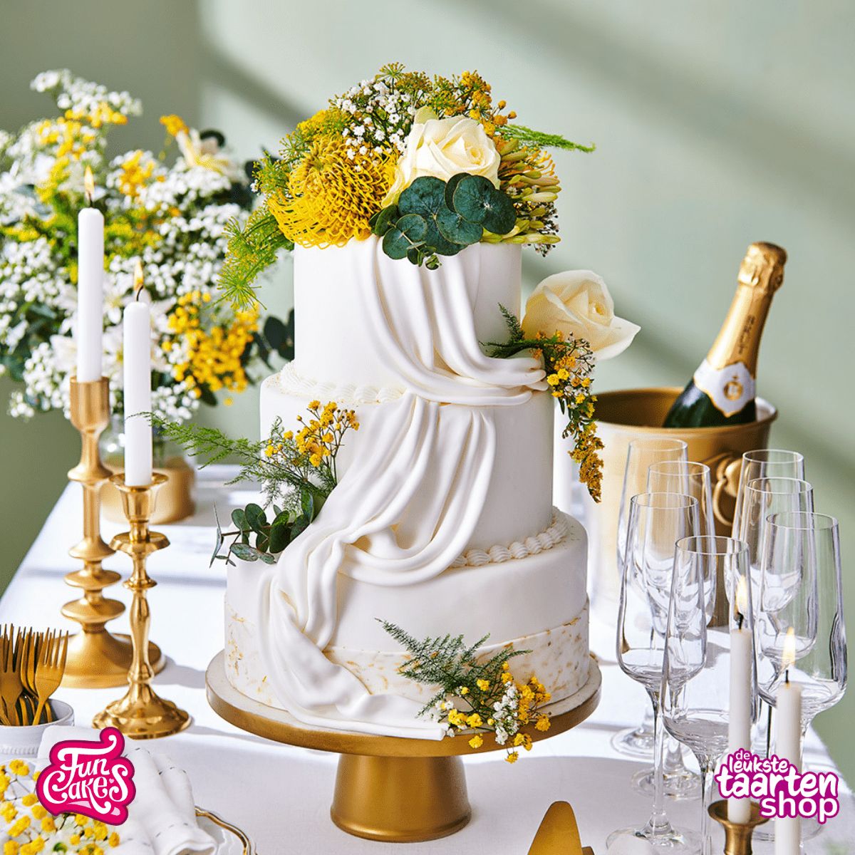 Bruidstaart met Bloemen 