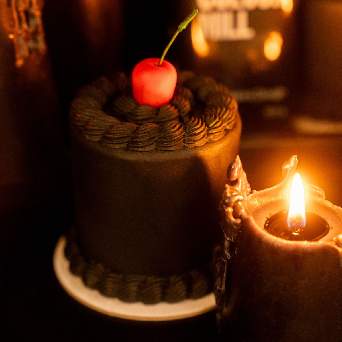 Colour Mill Fondant Decorators Dough Zwart 250g