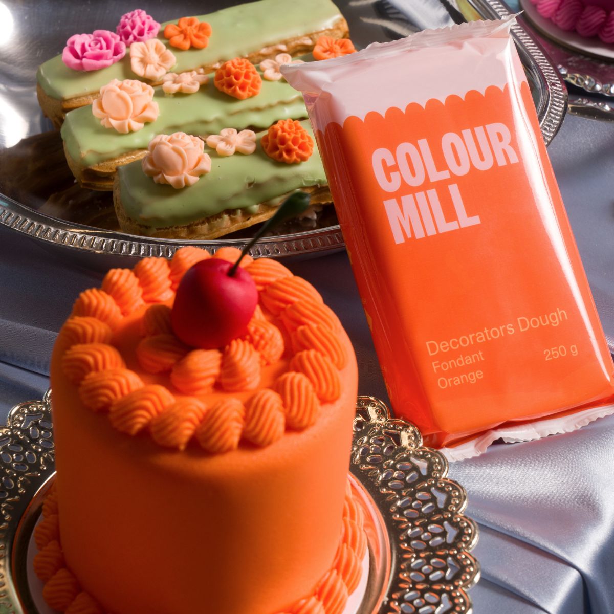 Colour Mill Fondant Decorators Dough Oranje 250g