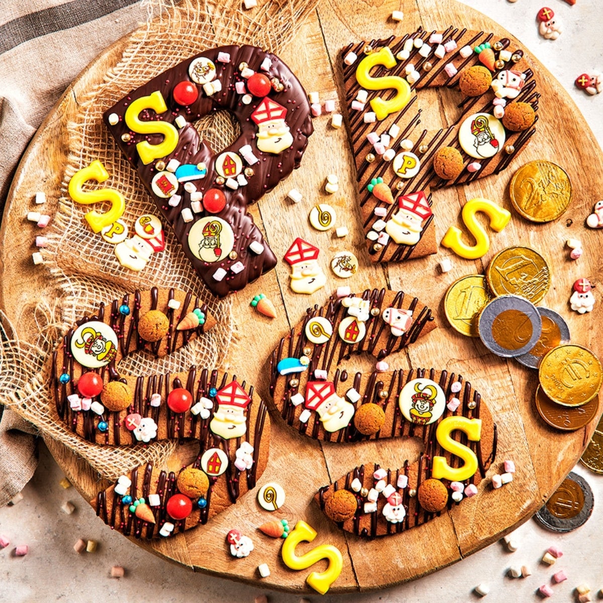 FunCakes Chocolade Decoratie Sinterklaas pk/12