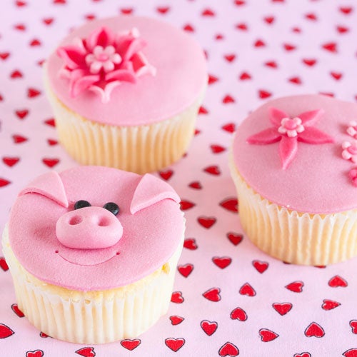 Basis cupcakes met fondant/marsepein