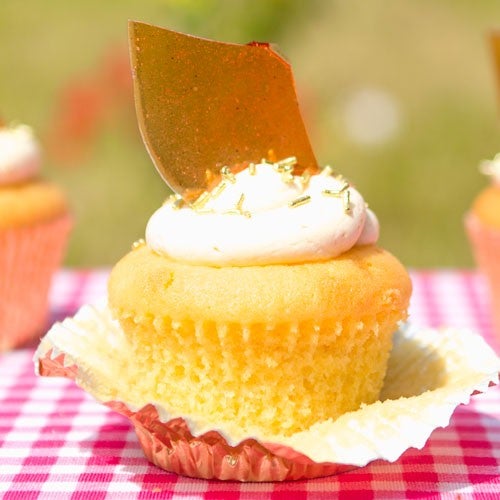 Caramel crème brûlee cupcakes