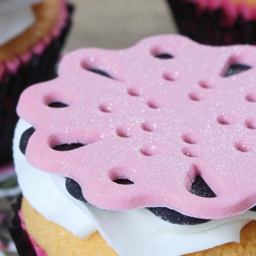 Lace cupcakes