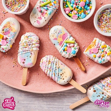Pastel Cakesicles