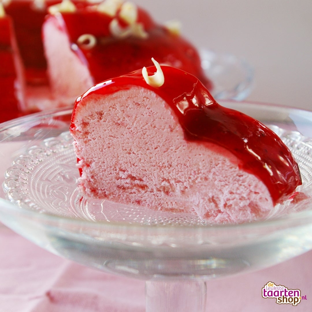Recept voor Aardbeien bavaroisdessert met aardbeien glaze