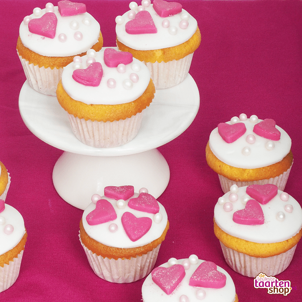  Mini Valentijn Cupcakes met Hartjes