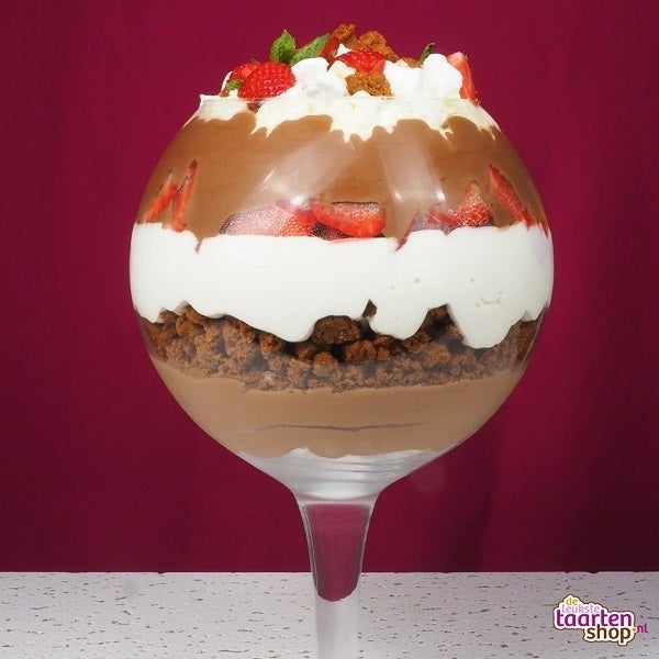 Drie chocolades mousse dessert 