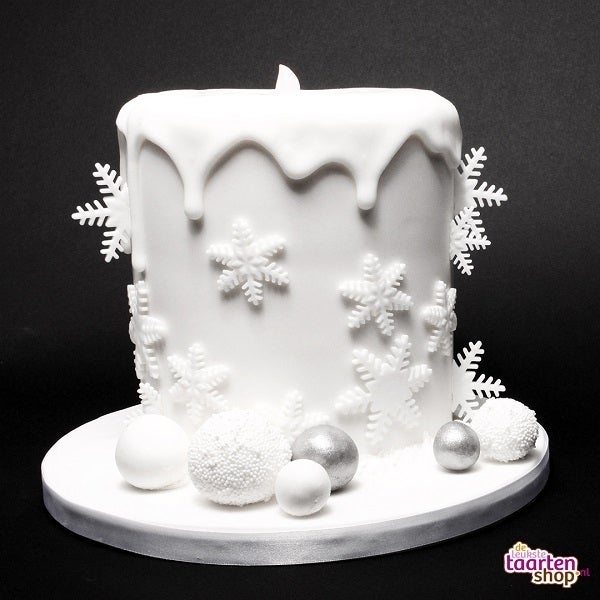 Winter candle cake