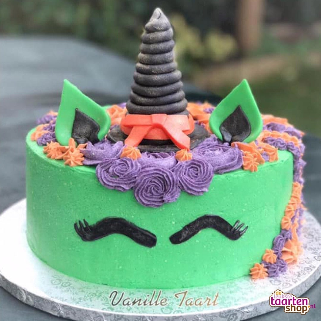 Halloween Creepy Unicorn Taart