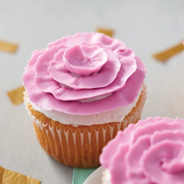 Wilton Deluxe Decorating Tip Set/29