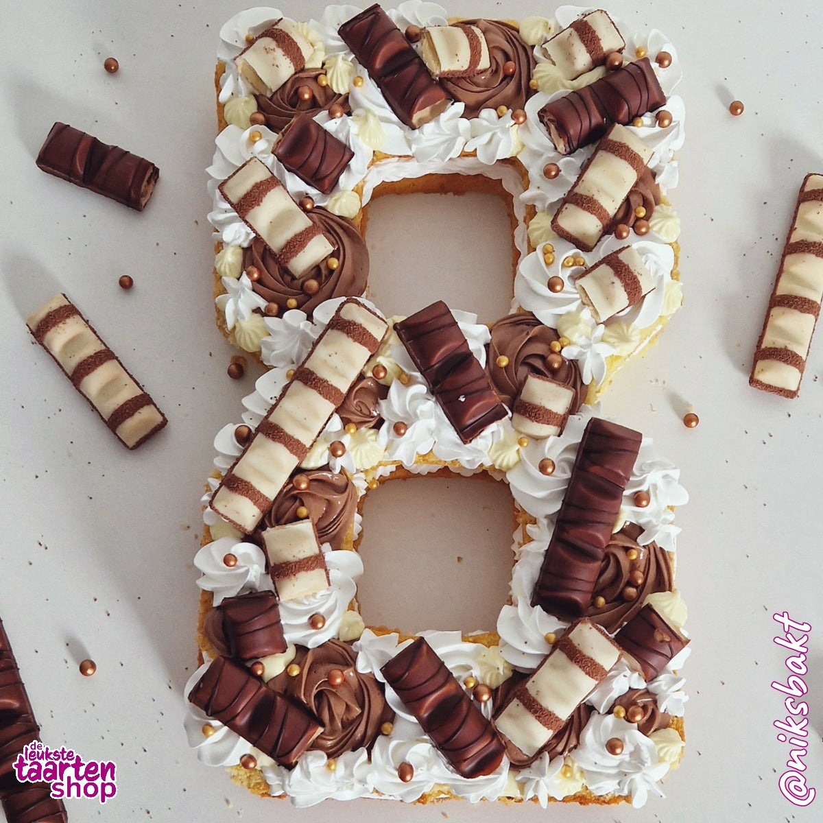 Number Cake Kinder Bueno